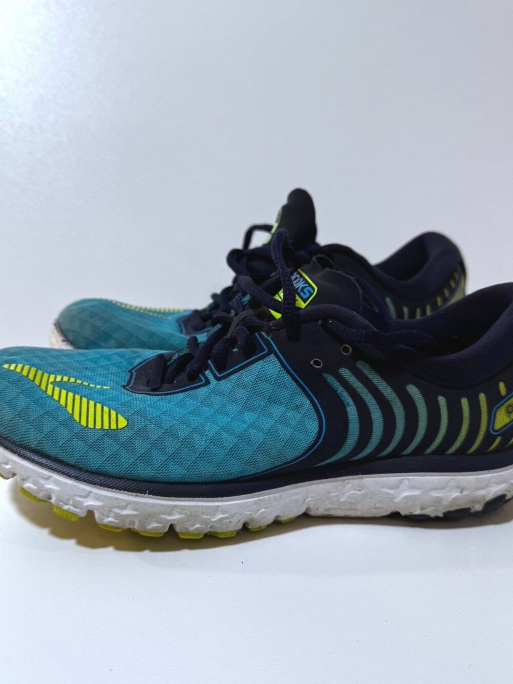 Brooks PureFlow 6 Running Sneaker Teal Blue 7 38 Athleisure Athletic Gym Workout